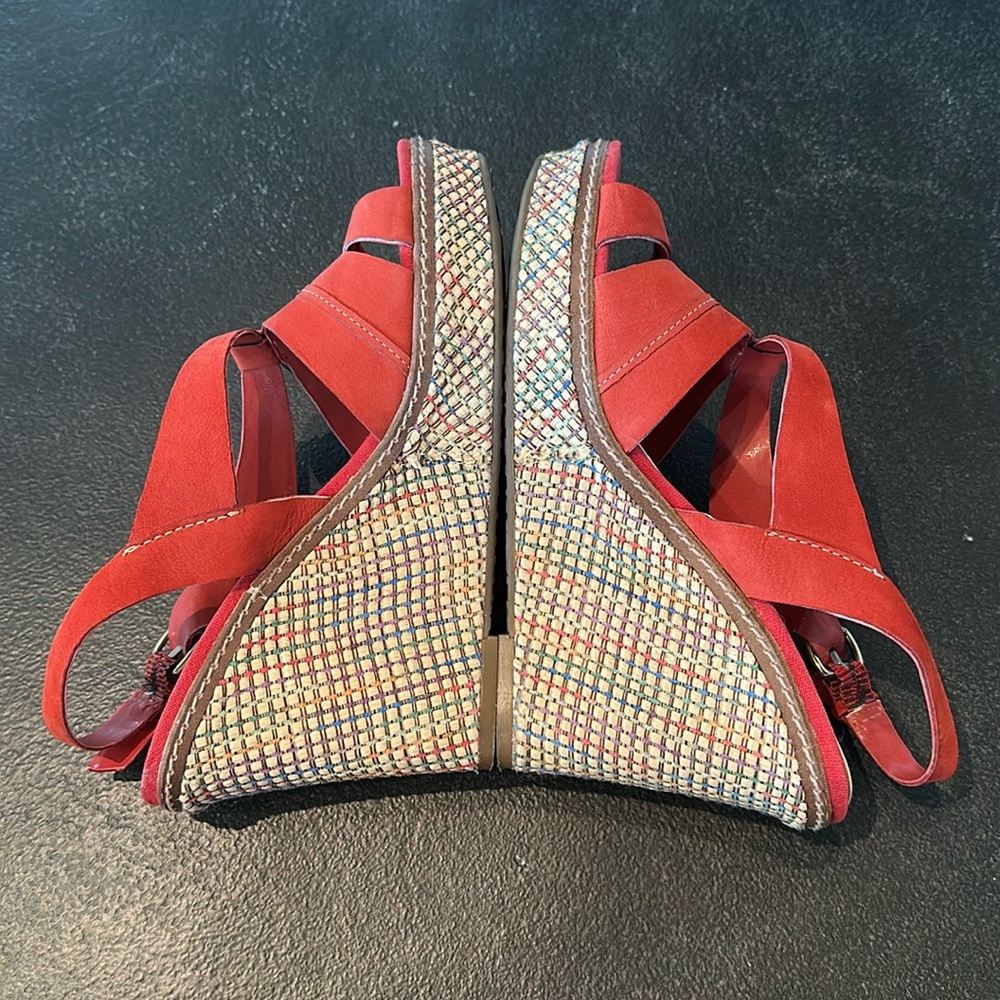 Anne Klein Wedge Sandals - Picture 4 of 8